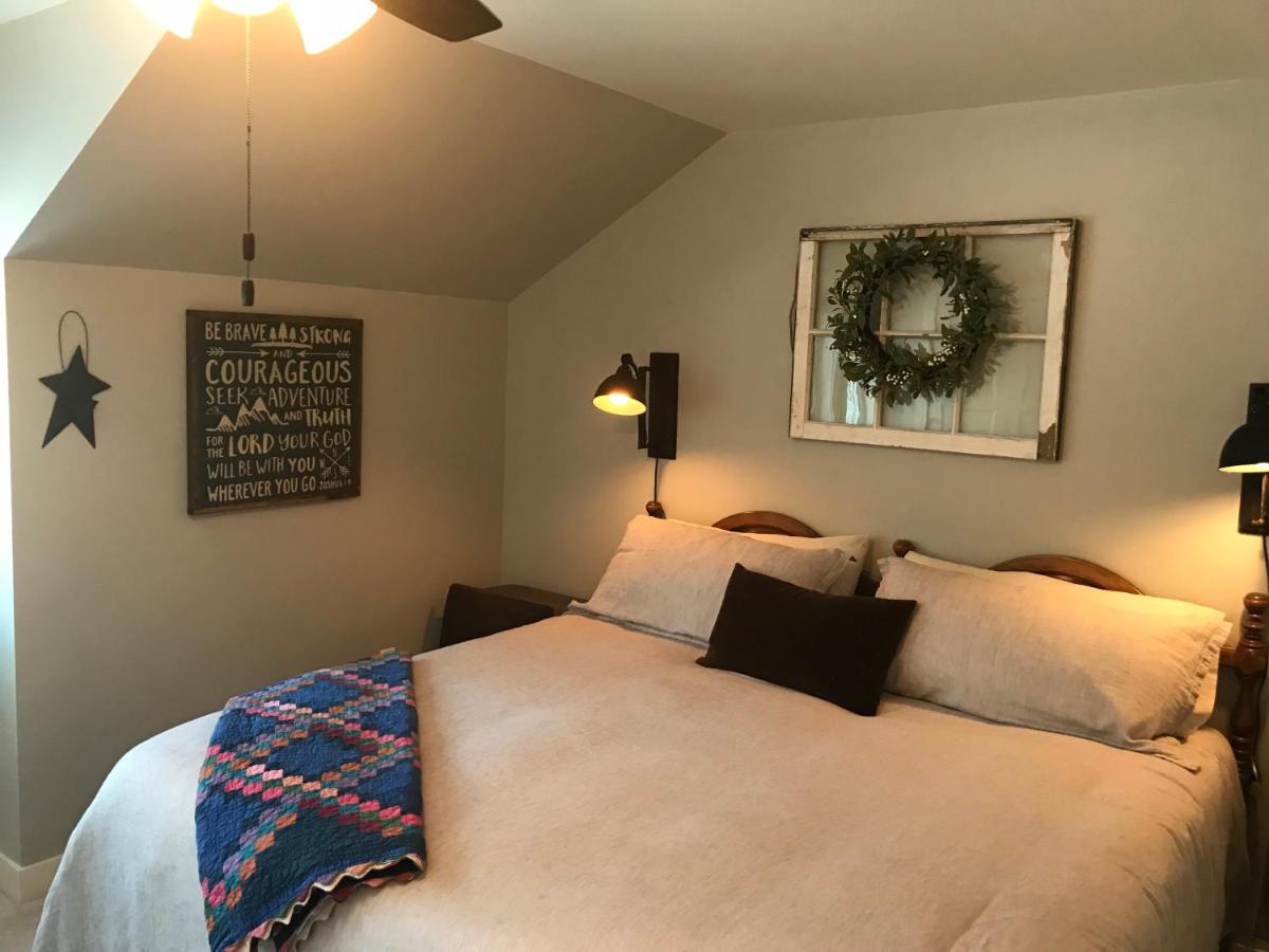 Snowgoose Pond Bed & Breakfast Palmer Exterior photo